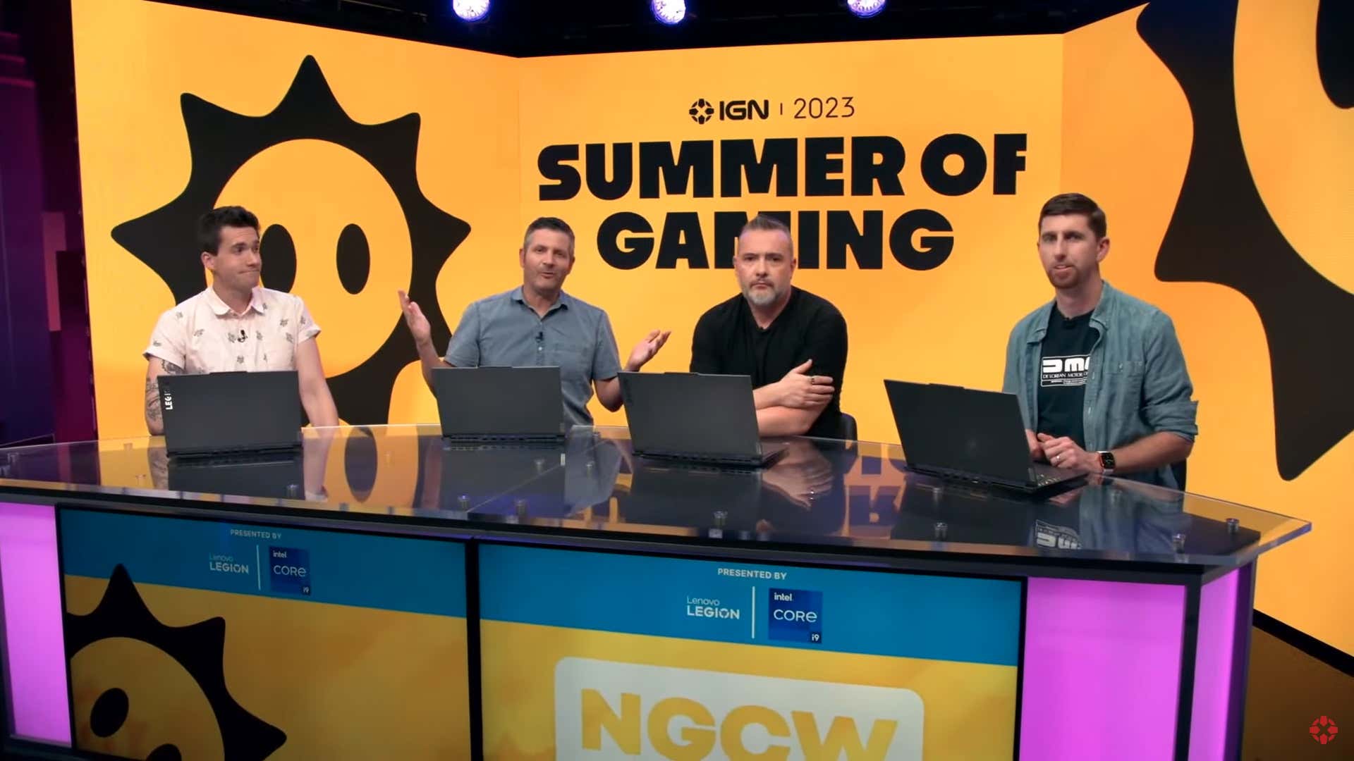 Una captura de pantalla del panel IGN Summer of Gaming compuesto exclusivamente por hombres blancos. 
